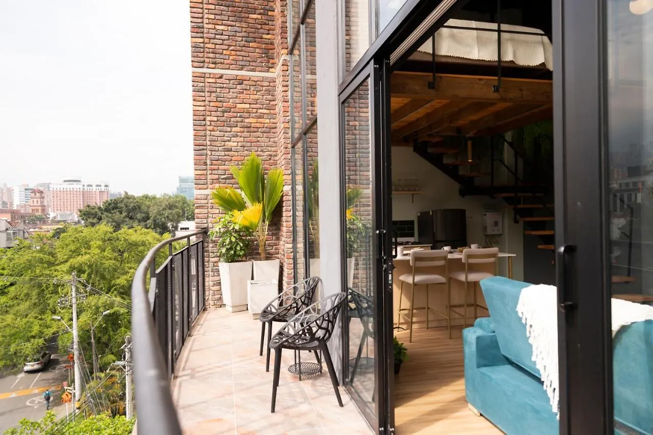 ****  Royal Living Poblado Aparthotel Medellín Colombia