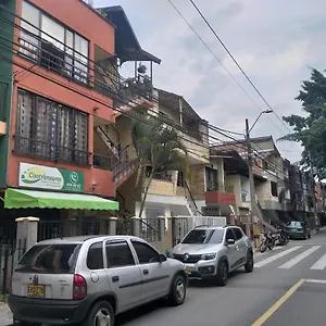 Homestay La Comunita-cinema, Medellin