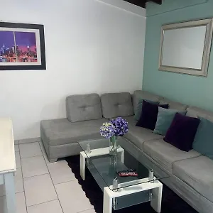 Apartment Amoblados Laureles Estadio Casa Margarita, Medellin