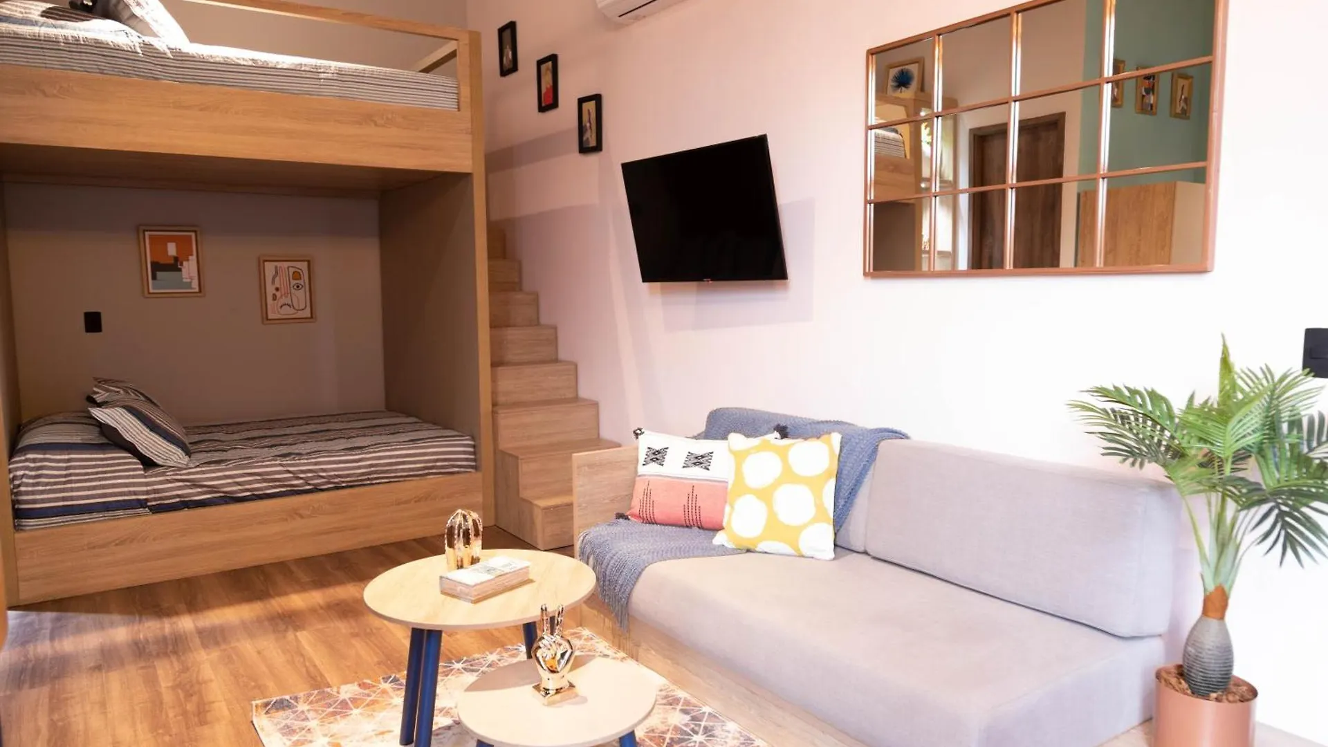 Royal Living Poblado Aparthotel Medellin
